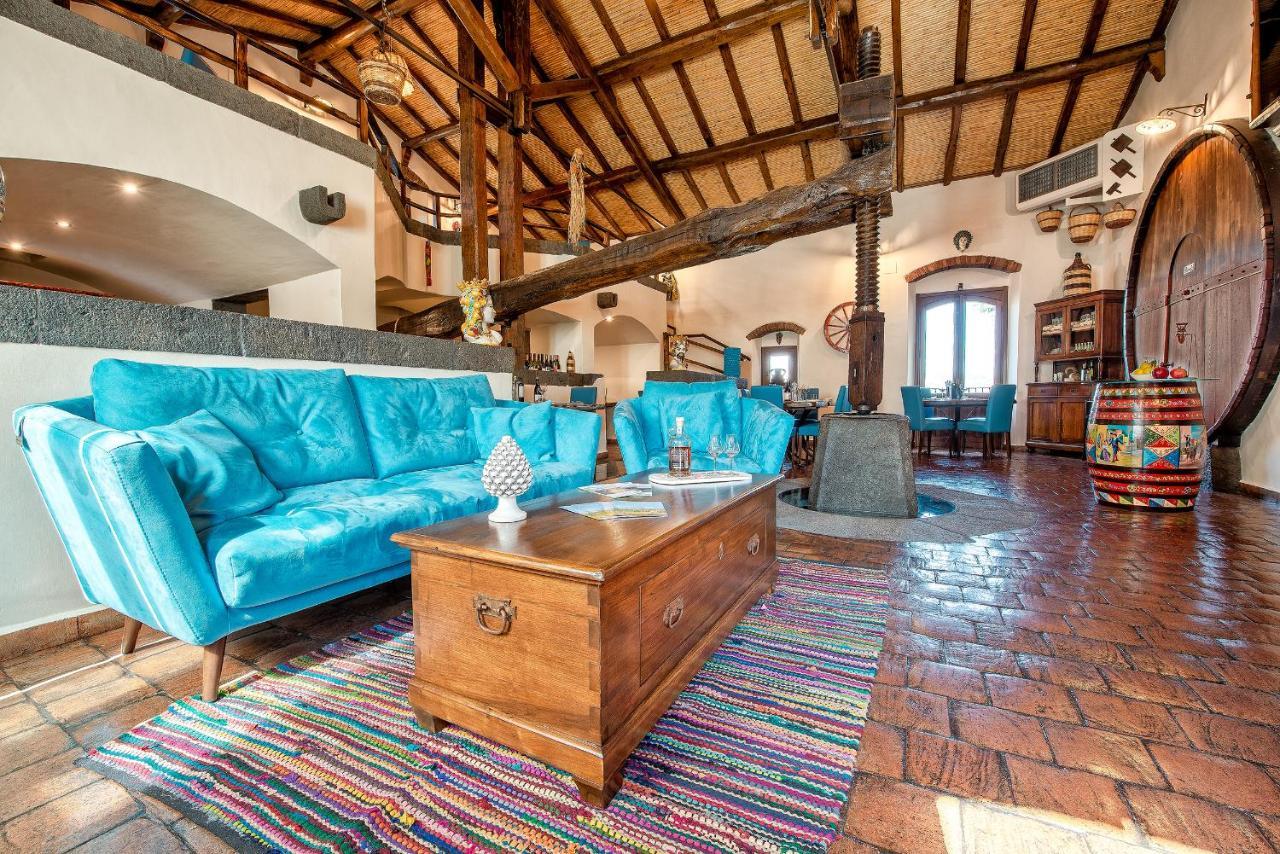 Etna Quota Mille Boutique Hotel, Typical Sicilian Food & Wine Randazzo Exterior photo