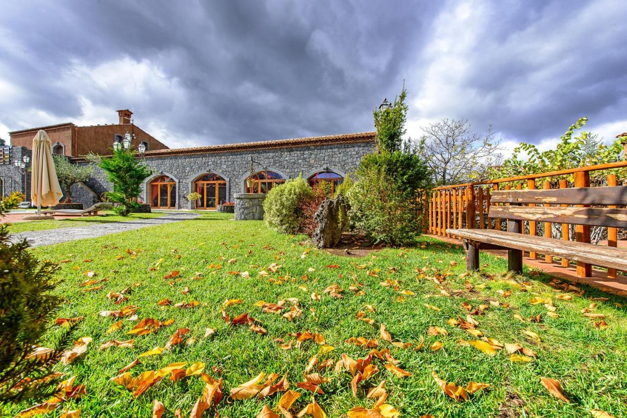 Etna Quota Mille Boutique Hotel, Typical Sicilian Food & Wine Randazzo Exterior photo