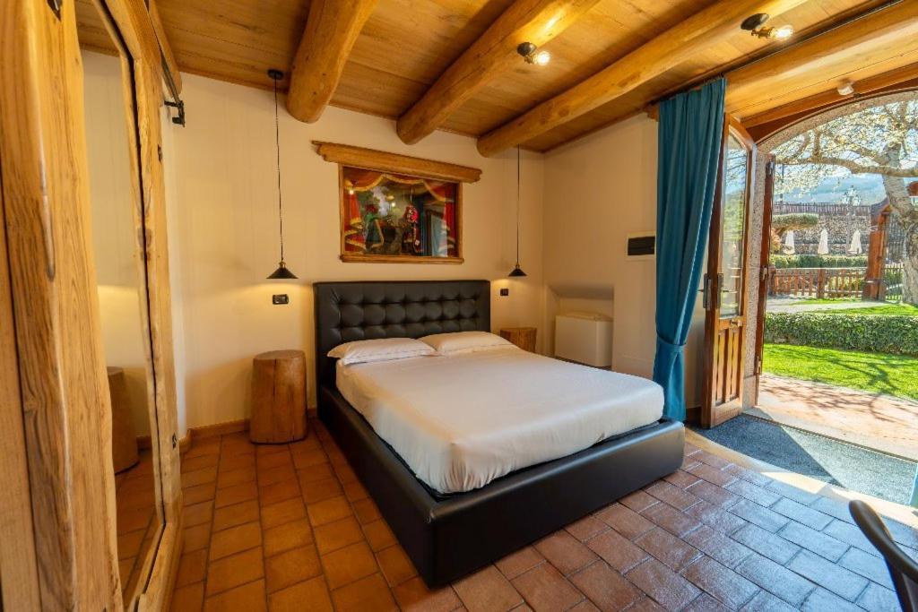 Etna Quota Mille Boutique Hotel, Typical Sicilian Food & Wine Randazzo Exterior photo