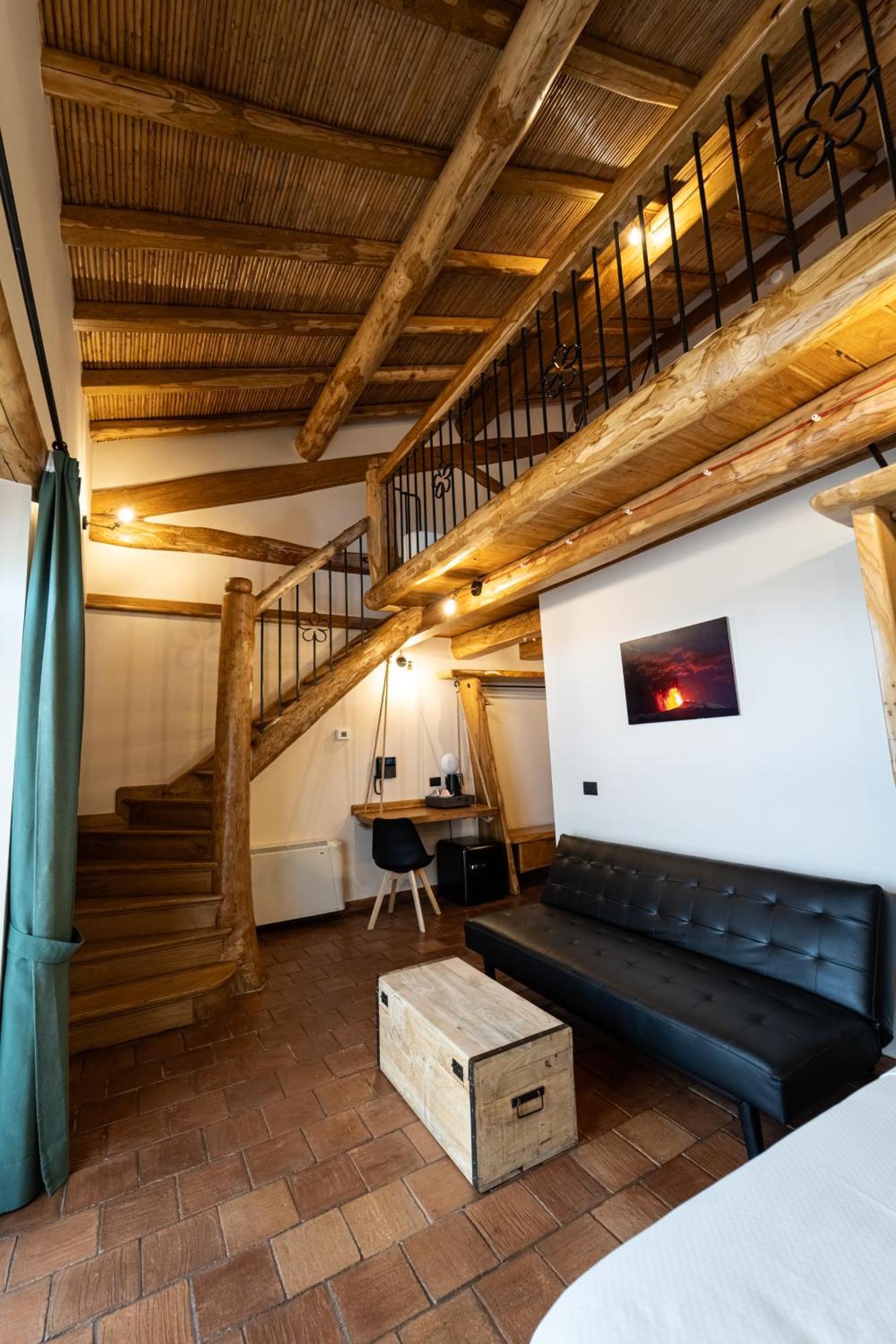 Etna Quota Mille Boutique Hotel, Typical Sicilian Food & Wine Randazzo Exterior photo